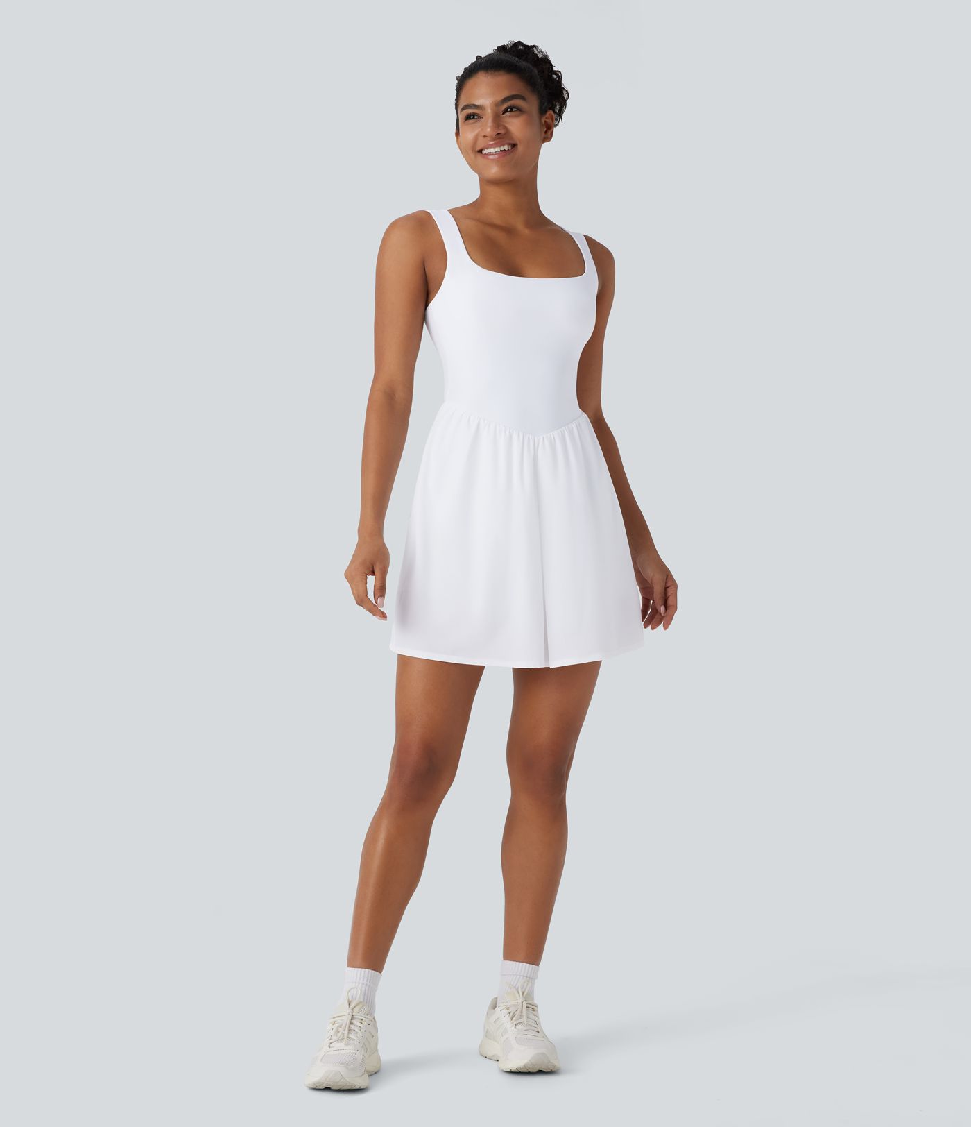 Breezeful™ - Rückenfreies 2-in-1 Yoga-Minikleid mit quadratischem Ausschnitt und Seitentaschen - schnelltrocknend