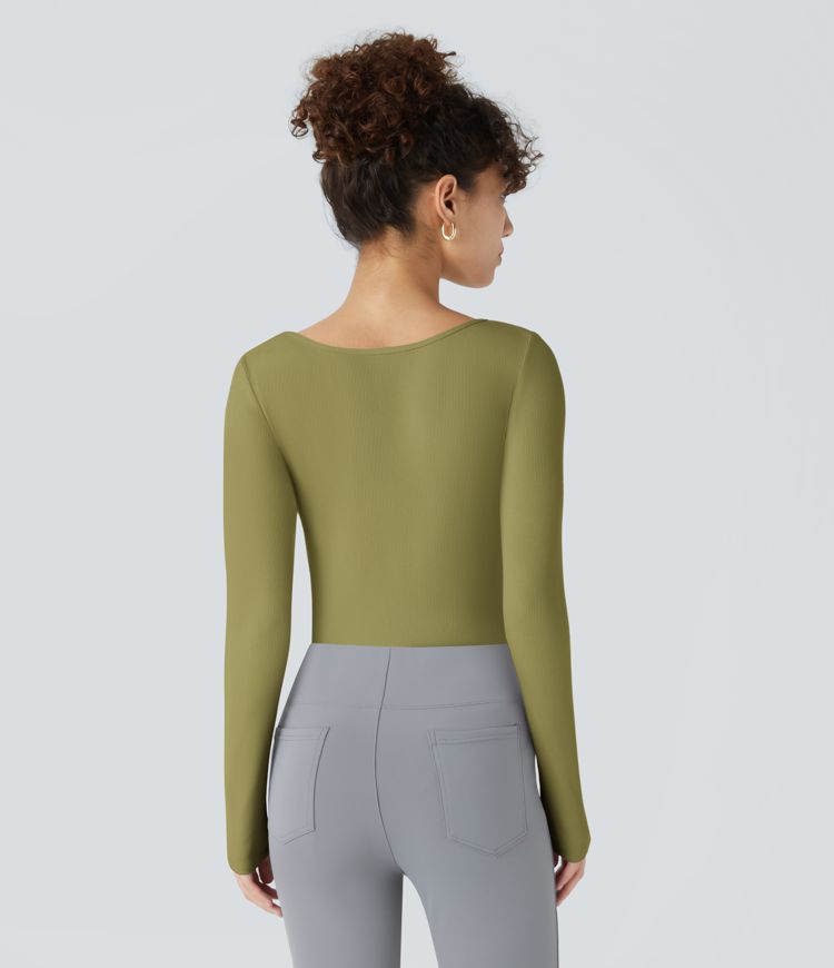 Ribstrikket bodysuit med firkantet udskæring, lange ærmer og smal pasform til arbejde