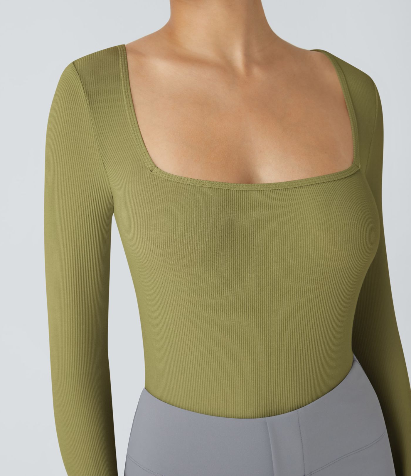 Ribstrikket bodysuit med firkantet udskæring, lange ærmer og smal pasform til arbejde