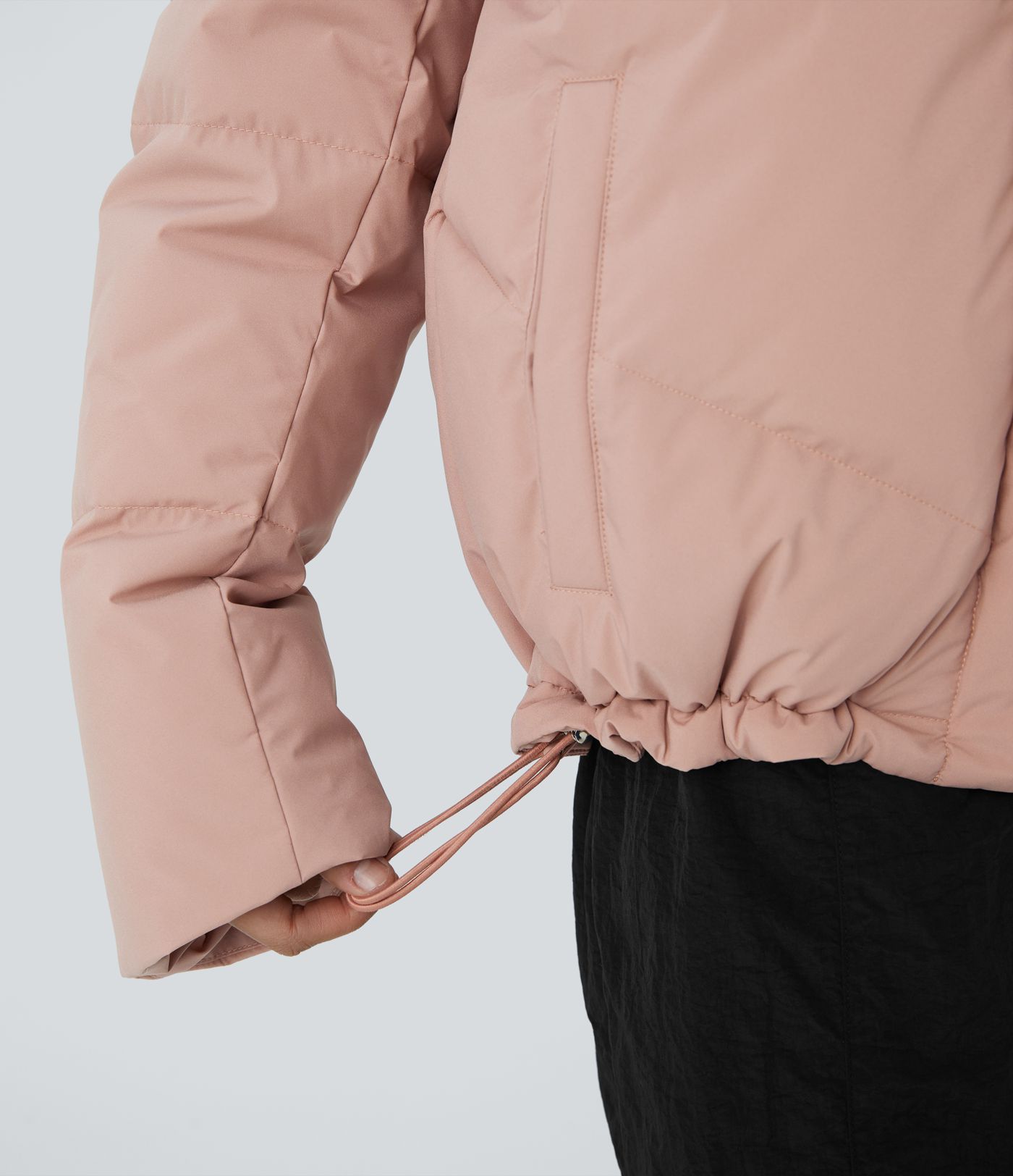 Water Repellent Funnel Neck Side Pocket Snap Button Zipper Drawstring Hem Relaxed Casual Puffer Down Jacket
