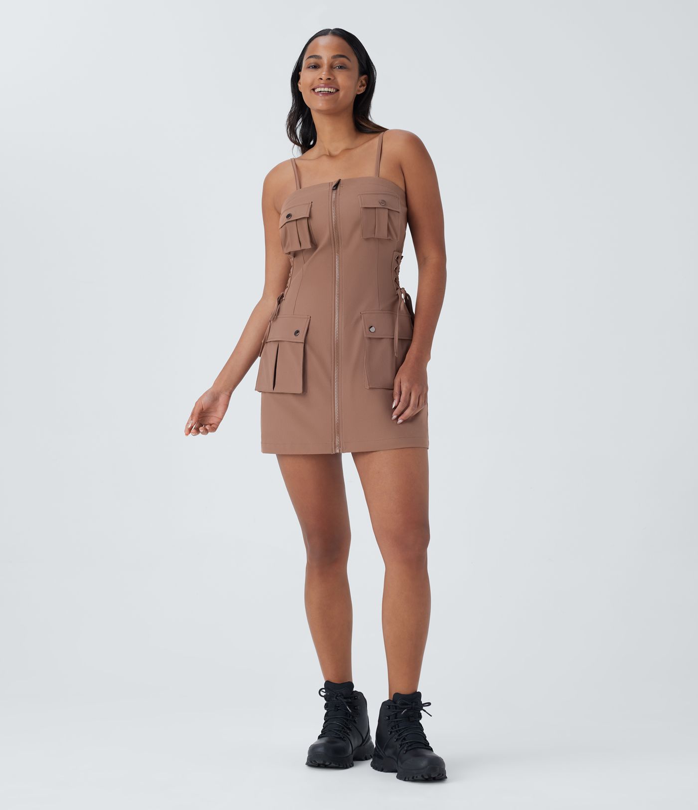 Mini Vestido cargo senderismo sarga cordón lateral repelente agua cremallera múltiple bolsillo