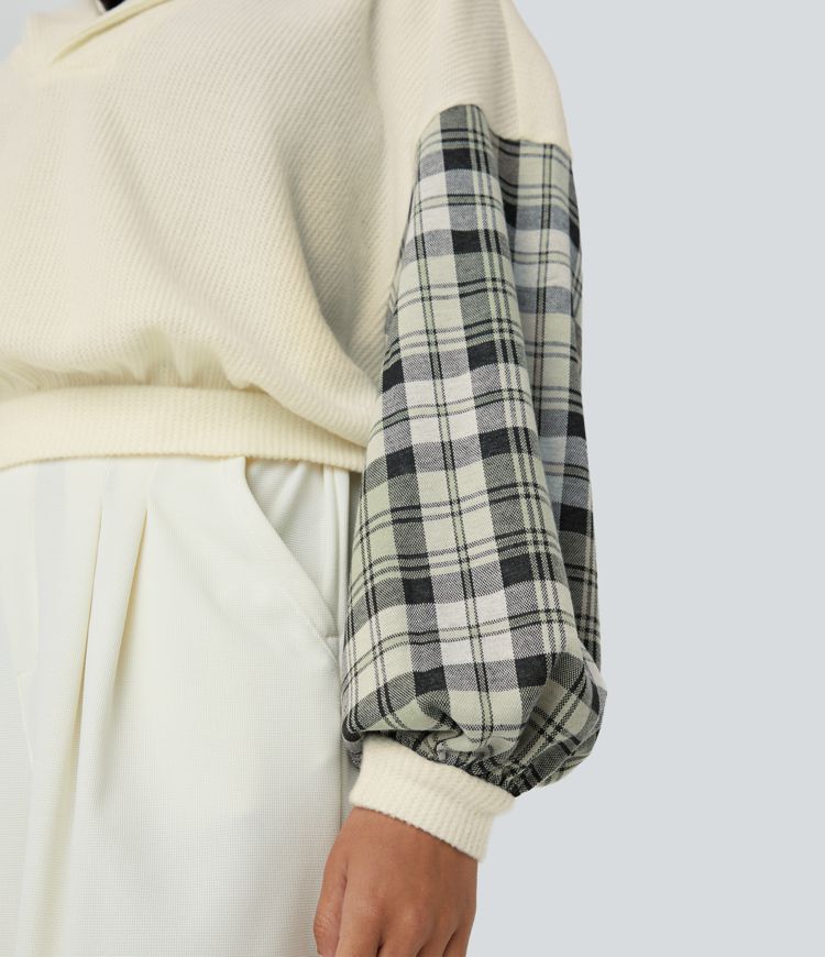 Sweat à capuche col V en maille gauffrée bicolore