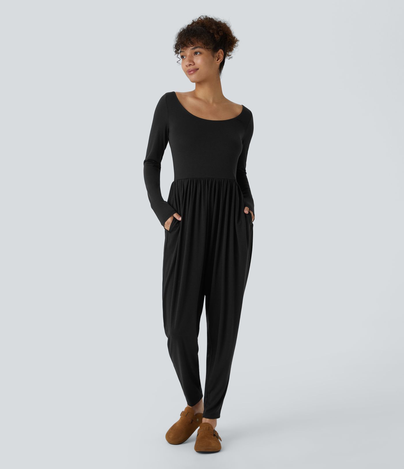 Scoop Neck Backless Side Pocket Casual Harem Jumpsuit