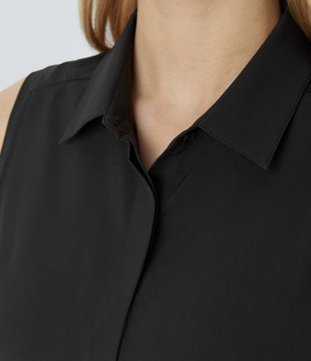 Collared Sleeveless Button Curved Hem Hiking Shirt Collared Sleeveless Button Curved Hem Hiking Shirt