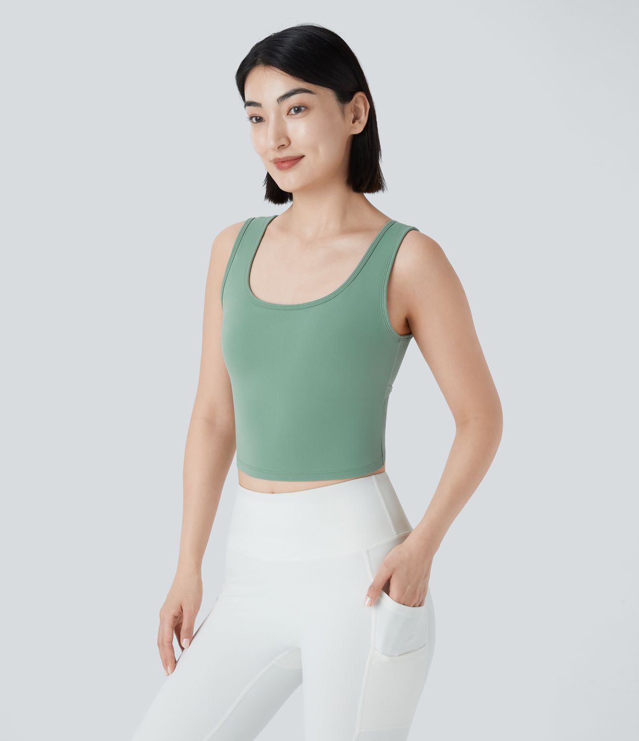 Tielko (tank top) s U-výstrihom v barre/baletovom štýle, košíčky A–C