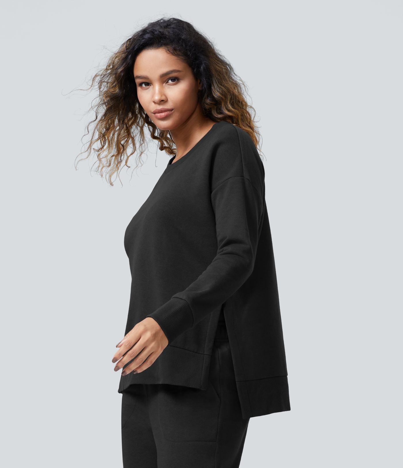 Round Neck Long Sleeve Side Split Fleece Casual Sweatshirt