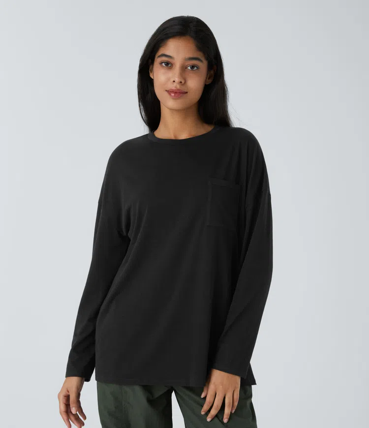 Round neck long sleeve chest pocket split hem relaxed casual top