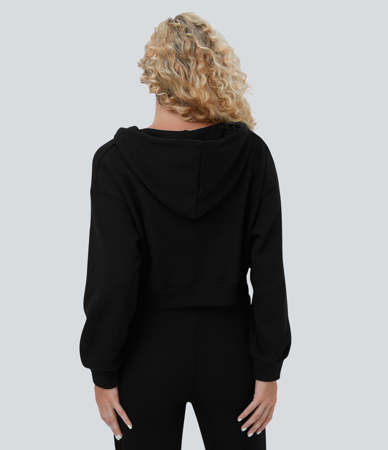 Sudadera deportiva algodón recortada cremallera cordón capucha gofre