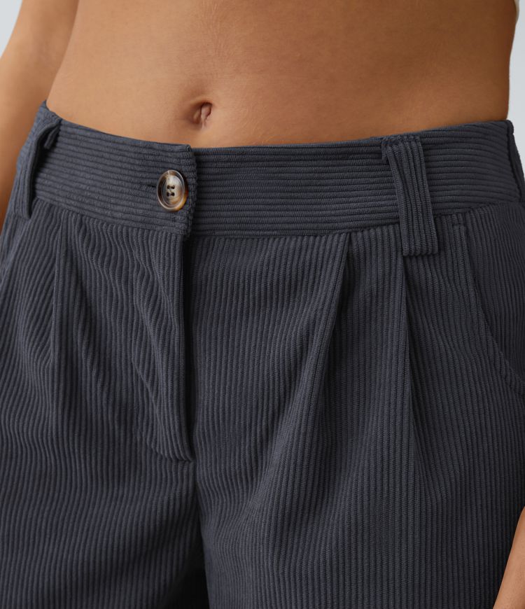 Lässige Cordhose mit mittelhohem Bund, Reißverschluss und Seitentaschen