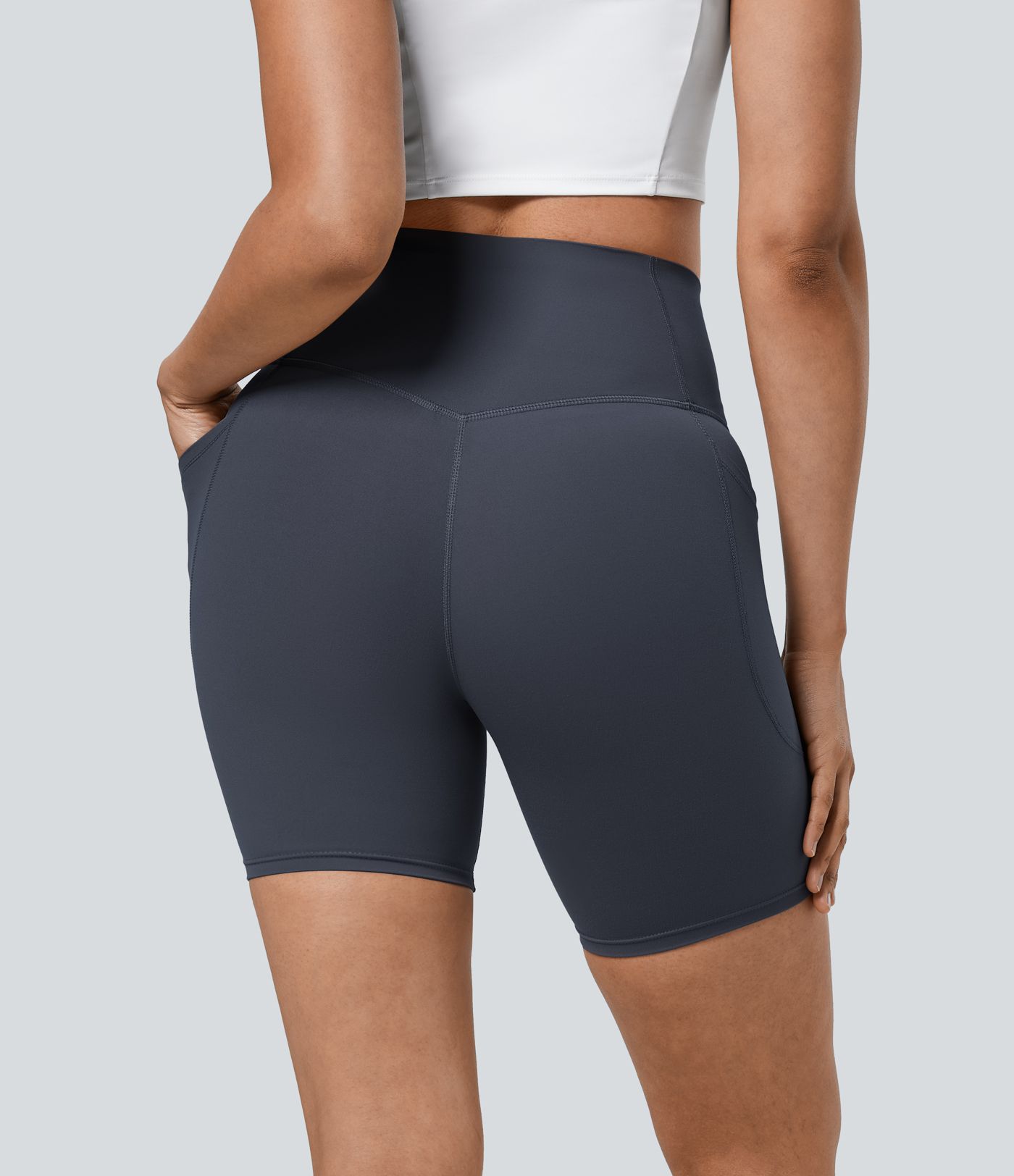 Halara UltraSculpt™ - Formende Workout-Shorts mit hohe Bund, Seitentaschen und Bauchkontrolle - 17,8 cm