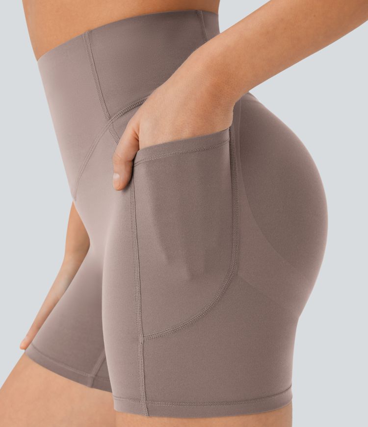 Halara UltraSculpt™ SoCinched pantalones cortos de ciclismo de cintura alta con levantamiento de glúteos, control de abdomen, bolsillos laterales y moldeadores para entrenamiento 5''