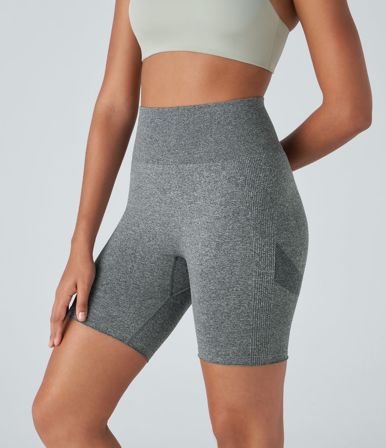 Pantalón corto motociclista yoga levantamiento glúteo tiro alto sin costuras 17.5cm