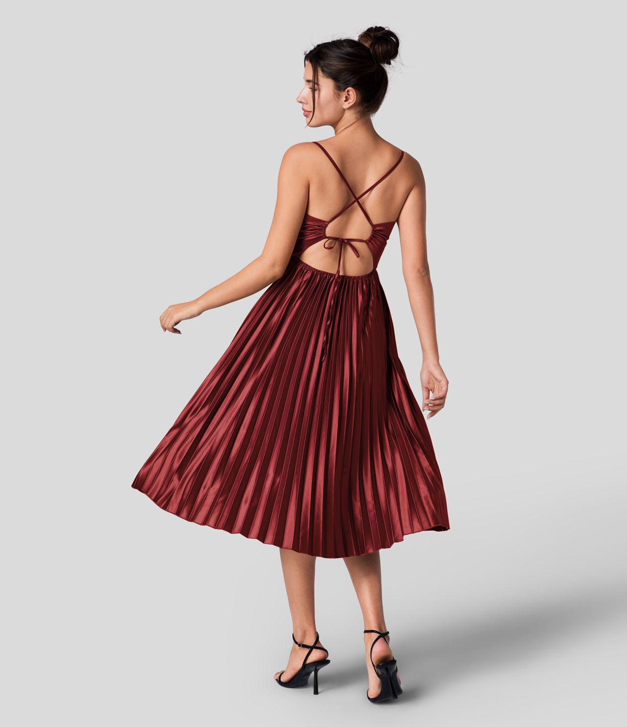 V-neck backless crisscross strap design ruched midi party dress