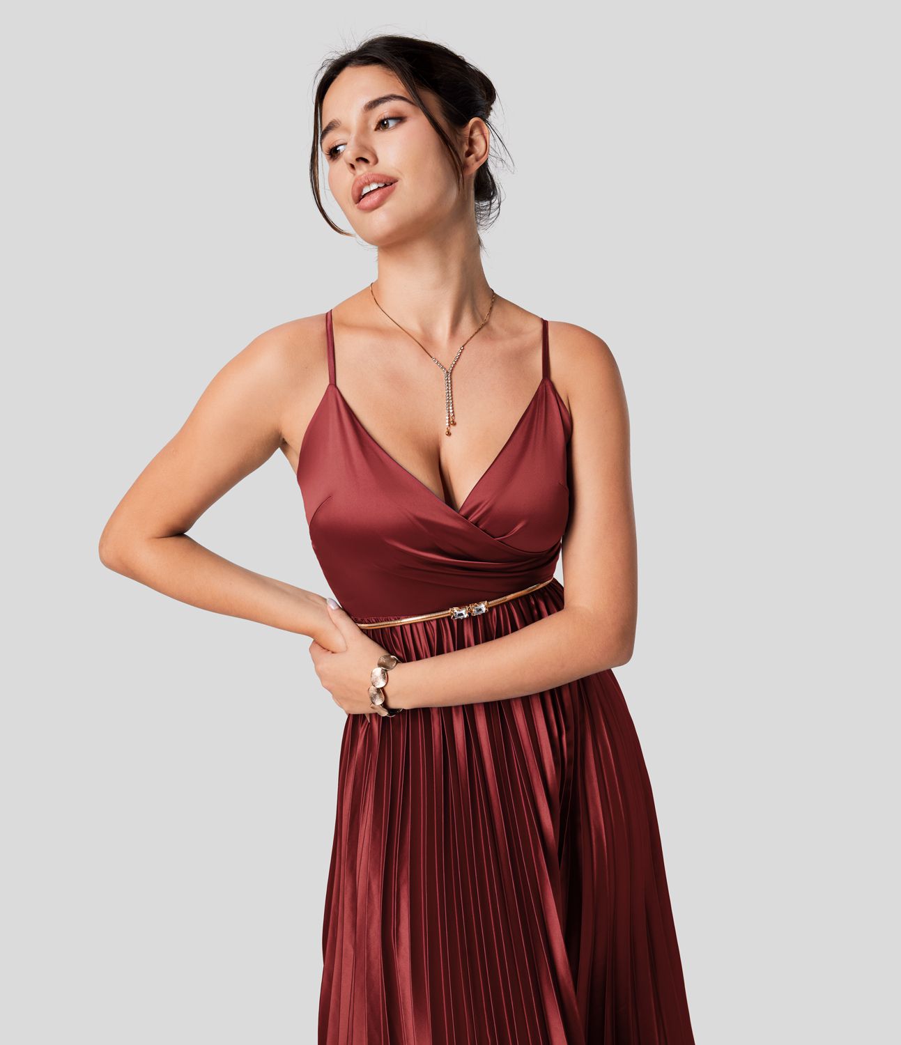 V-neck backless crisscross strap design ruched midi party dress