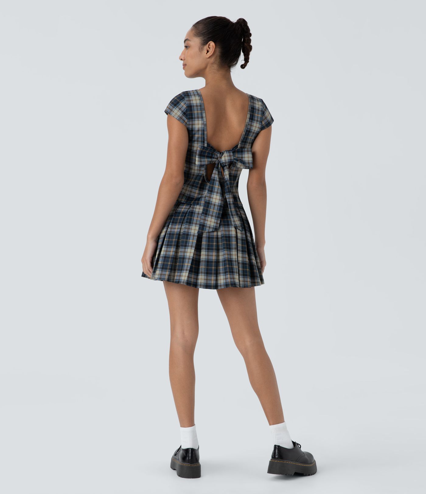 Backless Tieback U-Neck Checkered Pleated Hem Mini Casual Dress