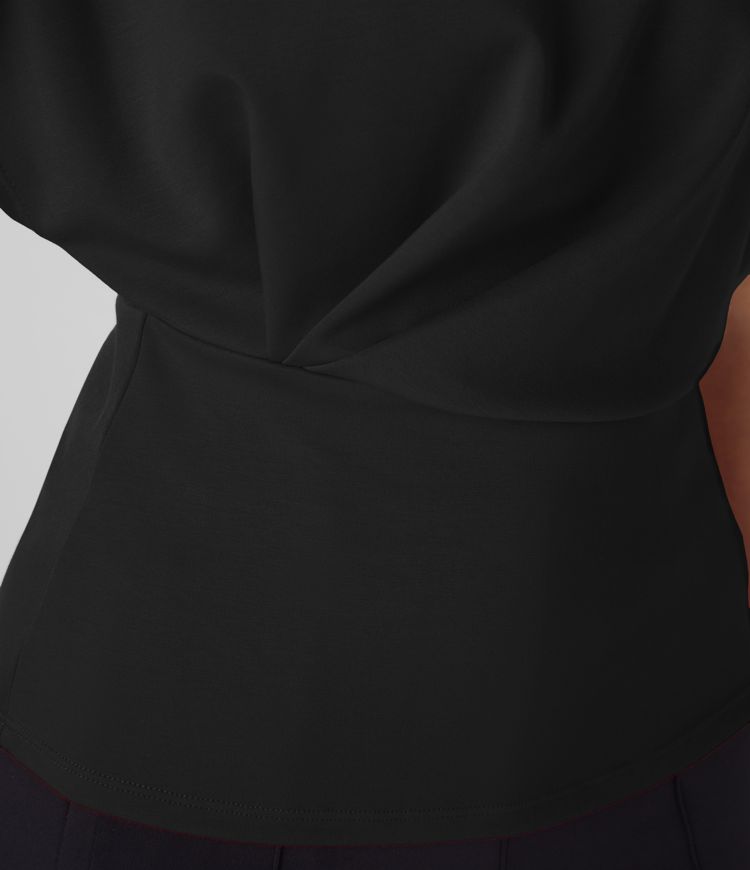 Blusa oficina pliegue manga corta