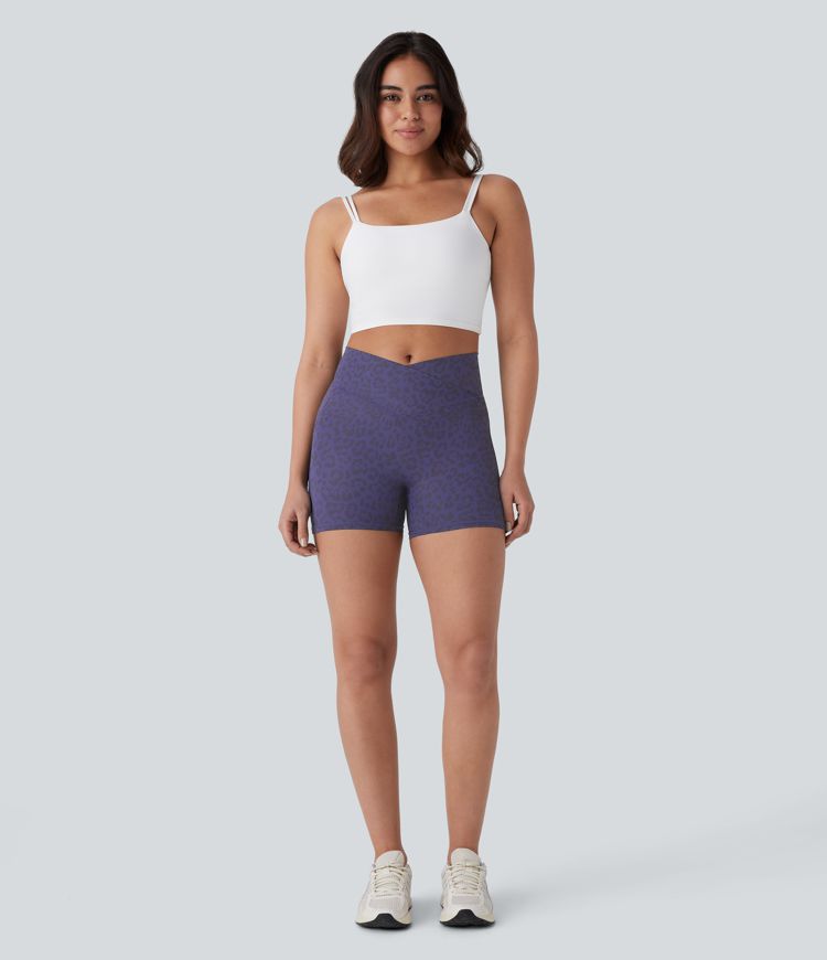 Short de yoga taille haute 10 cm à imprimé léopard avec poches latérales et taille croisée