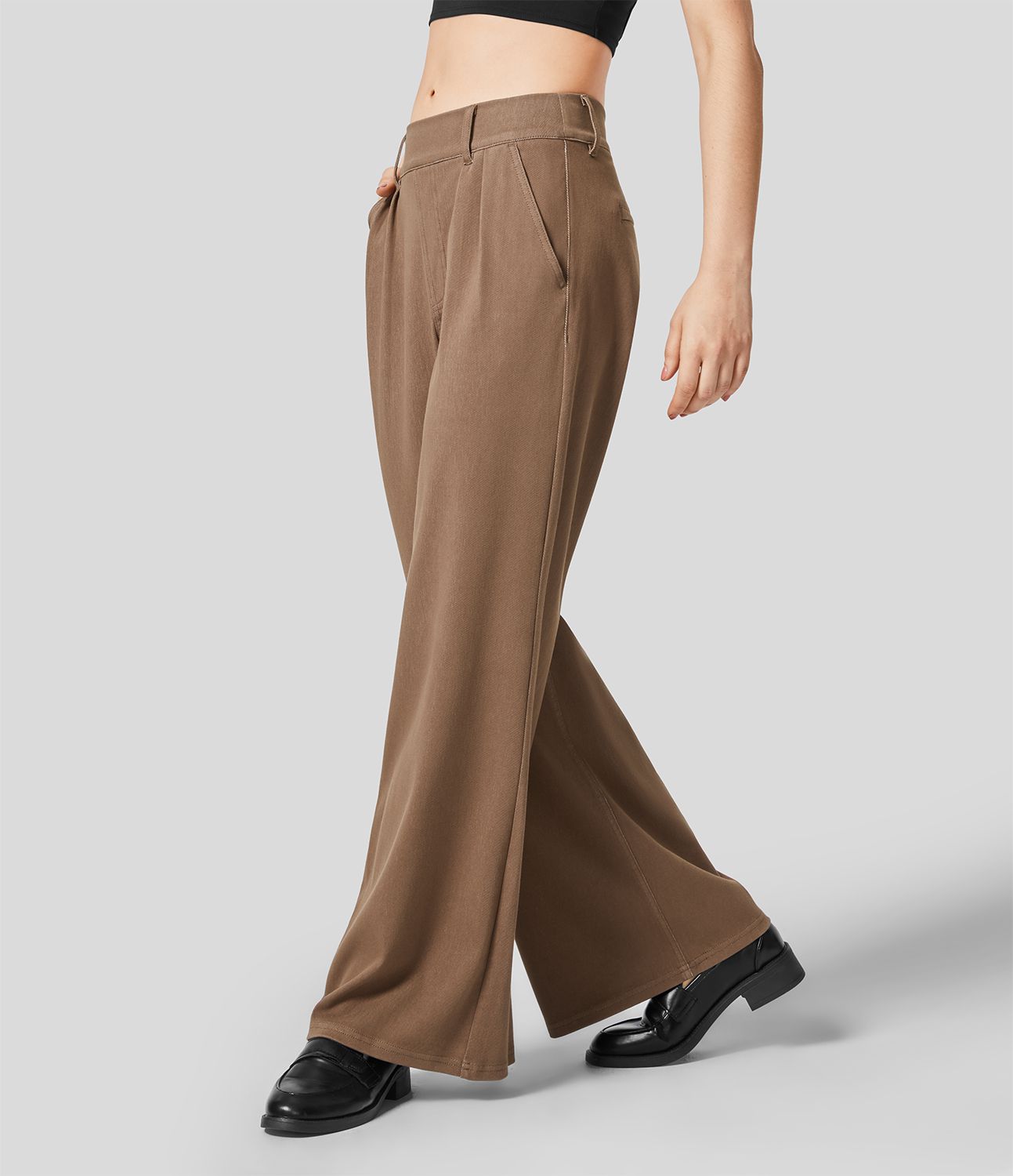 Halara Flex™ Lässige Jeans aus elastischem Strick-Denim mit mittelhohem Bund, weitem Bein und Seitentaschen