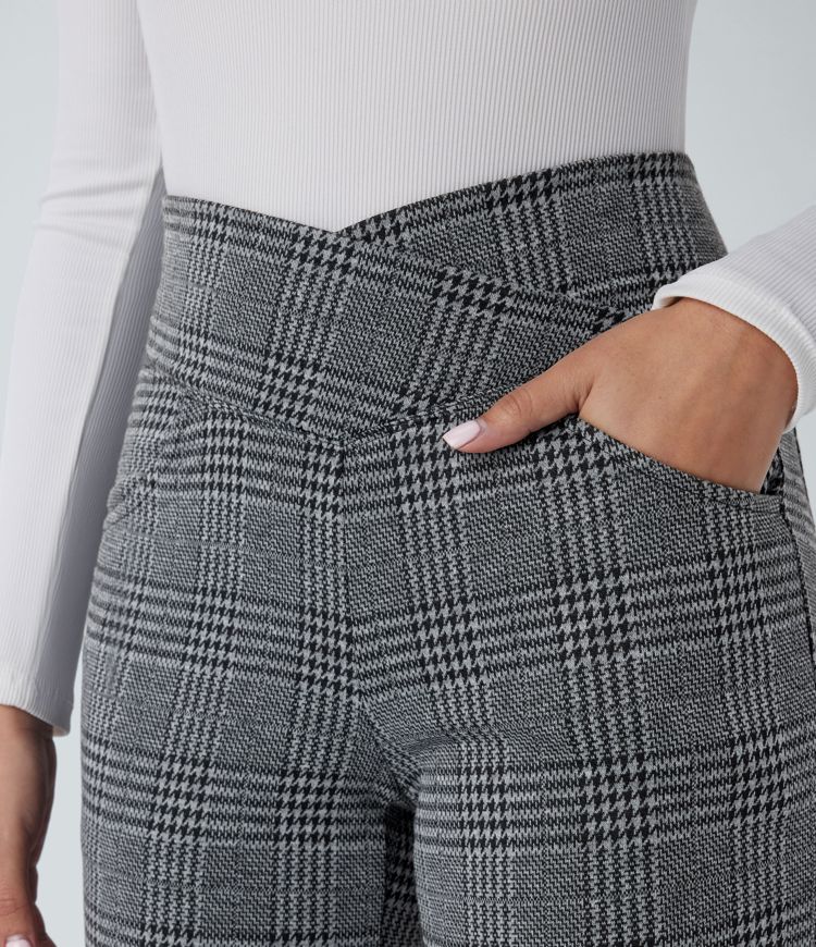Pantalon ample taille haute avec poches croisées à carreaux