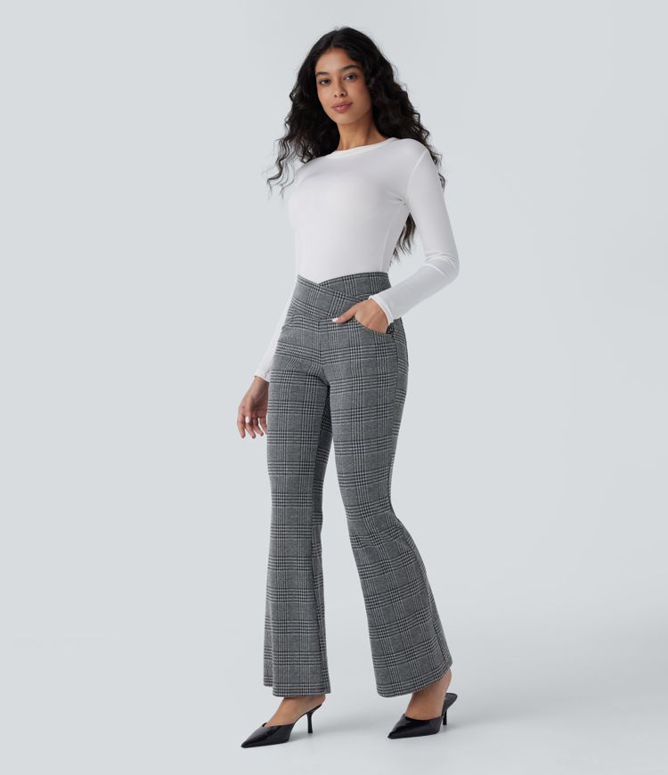 Pantalon ample taille haute avec poches croisées à carreaux