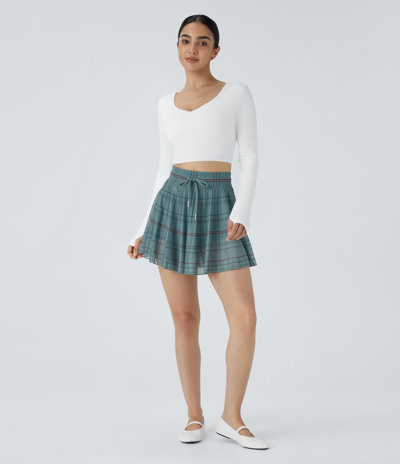 Minifalda de baile fluida 2 en 1 de tiro alto con cordón y malla en contraste a cuadros y con bolsillo