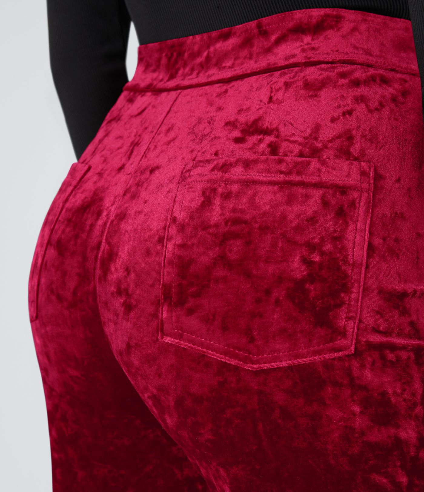 Pantalon en velours taille haute, coupe slim, avec poches et style décontracté