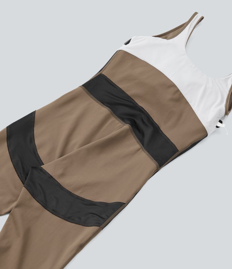 Combinaison gainante sans manches à col carré en tissu brillant effet cuir avec maintien ventral et effet push-up, séchage rapide