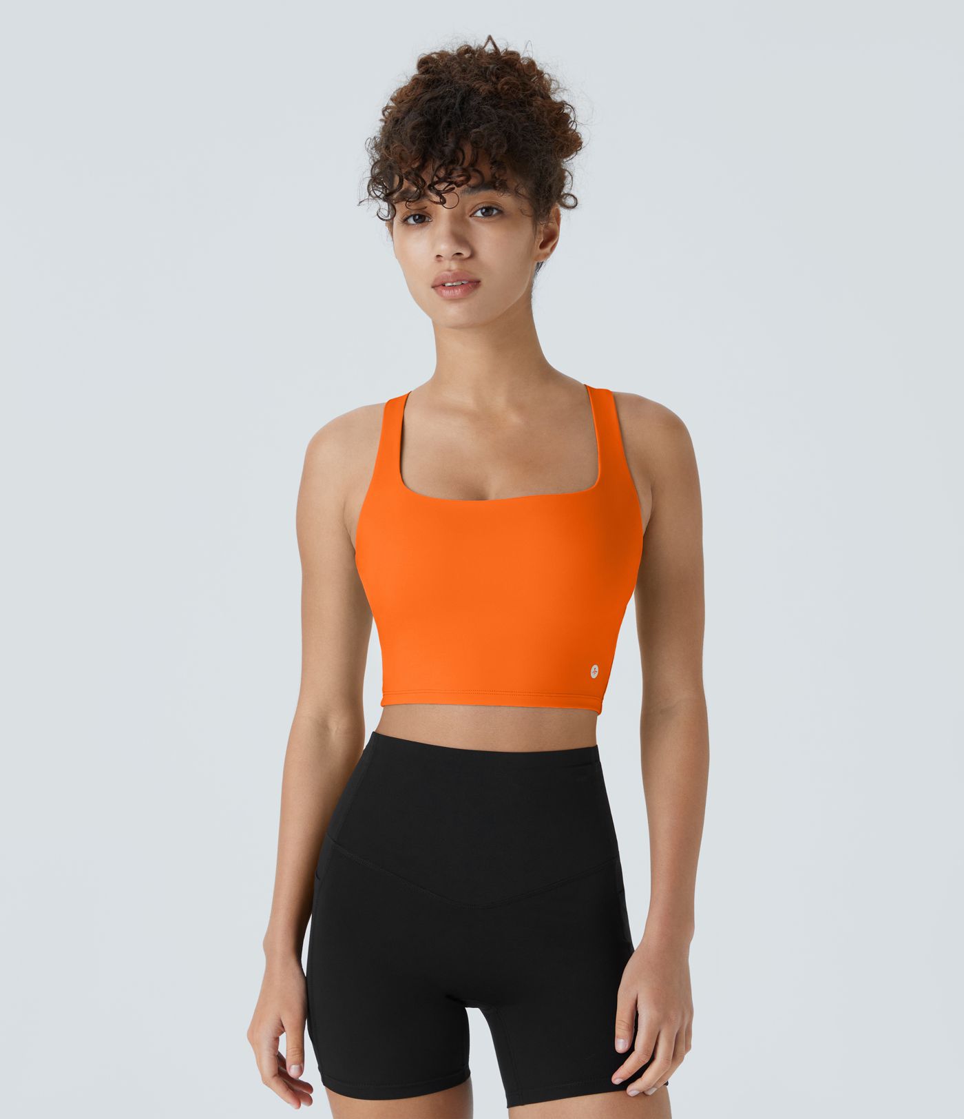 Softlyzero™ Airy - Kurzes, rückenfreies Yoga-Tanktop mit quadratischem Ausschnitt, überkreuzten Trägern und Cool Touch - A-C Cups, UPF50+