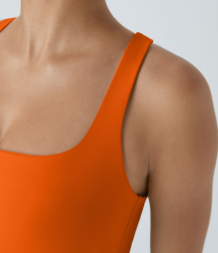Softlyzero™ Airy - Kurzes, rückenfreies Yoga-Tanktop mit quadratischem Ausschnitt, überkreuzten Trägern und Cool Touch - A-C Cups, UPF50+