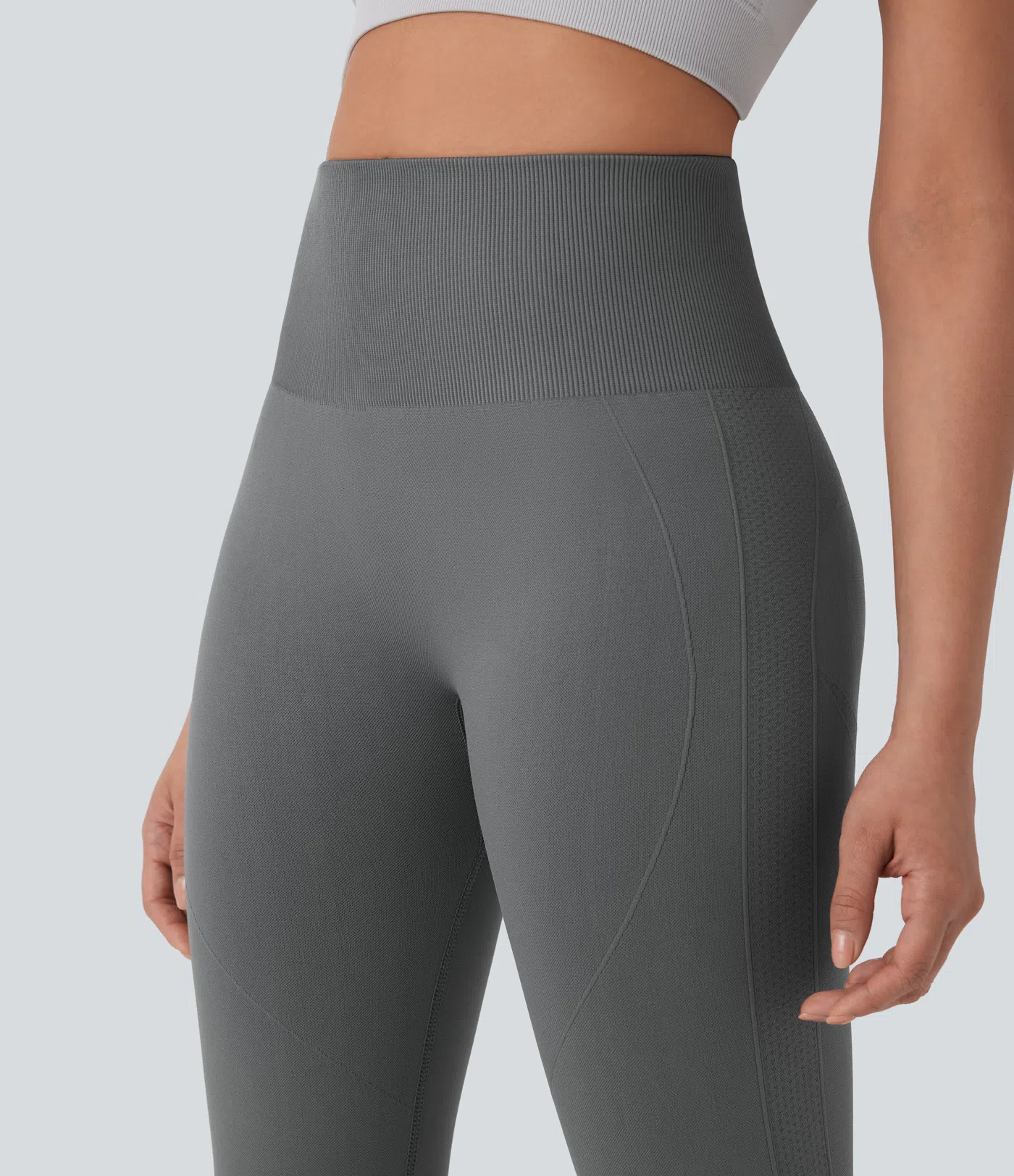 OneForm - Capri-Yoga-Leggings mit hohem Bund, Bauchkontrolle und nahtlosem Flow - Po-Lifting