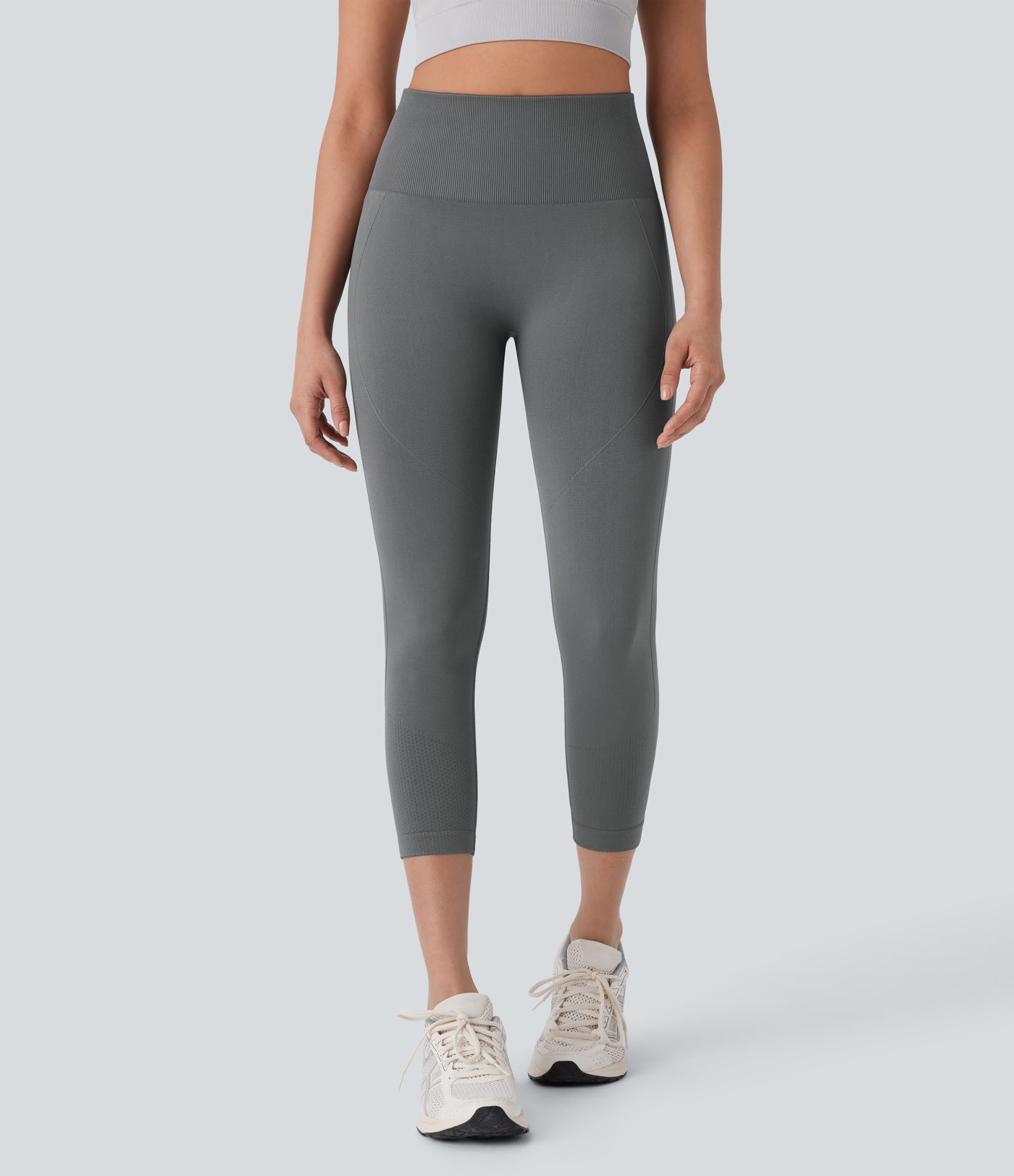 OneForm - Capri-Yoga-Leggings mit hohem Bund, Bauchkontrolle und nahtlosem Flow - Po-Lifting