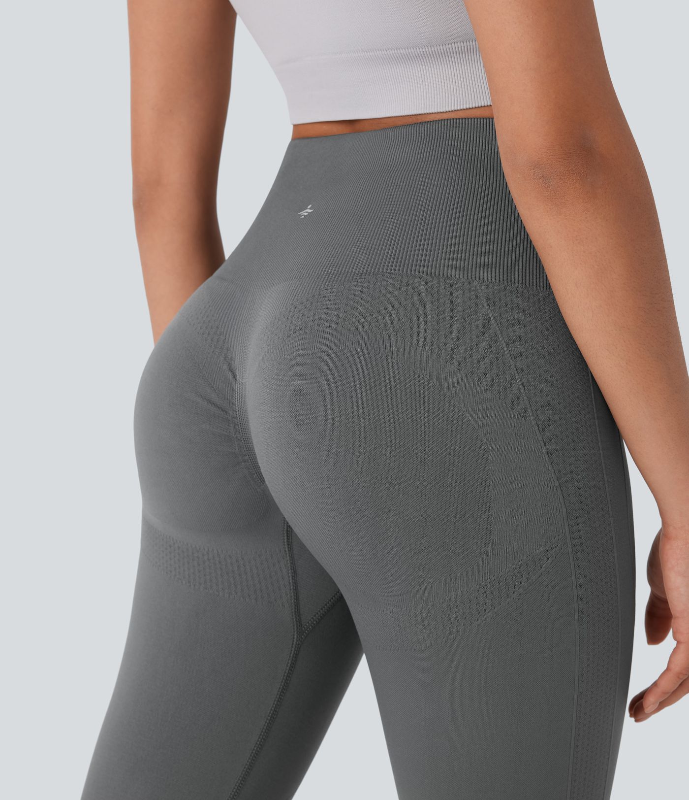OneForm - Capri-Yoga-Leggings mit hohem Bund, Bauchkontrolle und nahtlosem Flow - Po-Lifting
