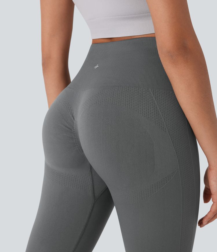 OneForm - Capri-Yoga-Leggings mit hohem Bund, Bauchkontrolle und nahtlosem Flow - Po-Lifting