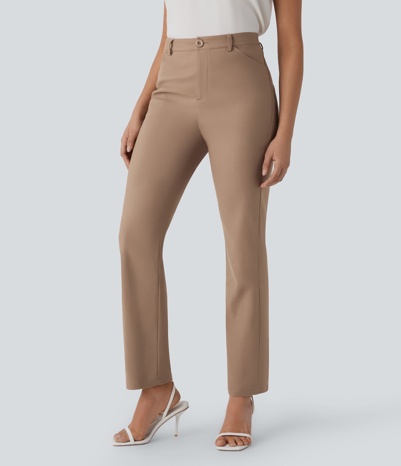 Stoffhose mit mittelhohem Bund, Seitentaschen, Knopfleiste und Reißverschluss