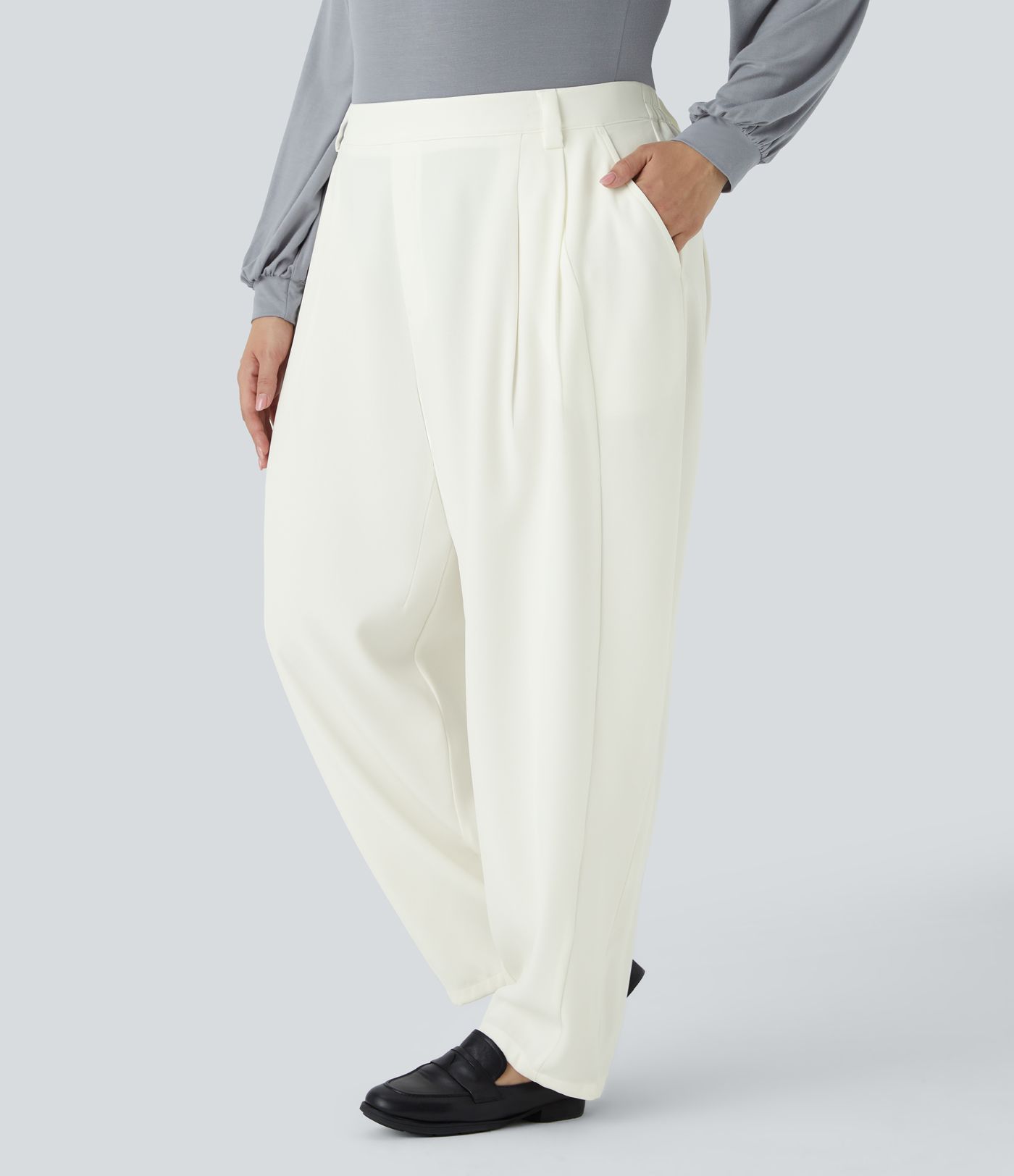 Pantalon grande taille coupe tonneau taille moyenne avec plis et poches latérales