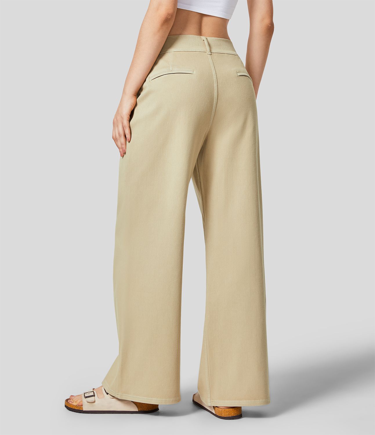 Halara Flex™ Casual jeans made of elastic knit denim with a mid-rise waist, wide leg, and side pockets