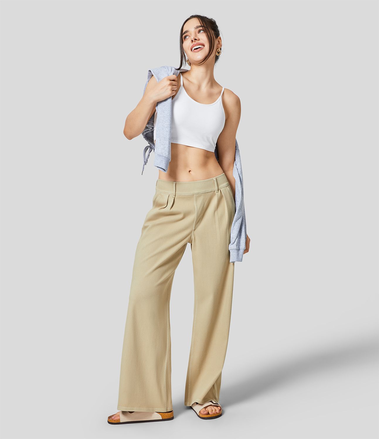 Halara Flex™ Casual jeans made of elastic knit denim with a mid-rise waist, wide leg, and side pockets