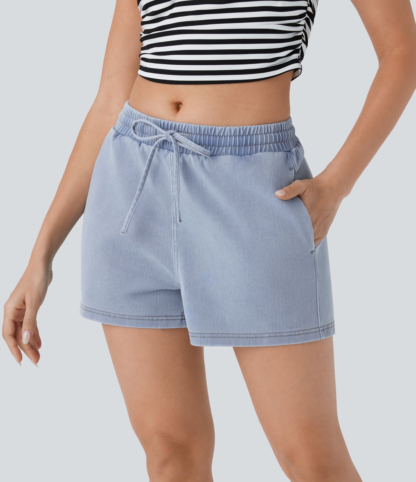 Halara Flex™ Lässige Freizeitshorts aus elastischem Strick-Denim mit niedrigem Bund, Seitentaschen und Kordelzug - 7,6 cm
