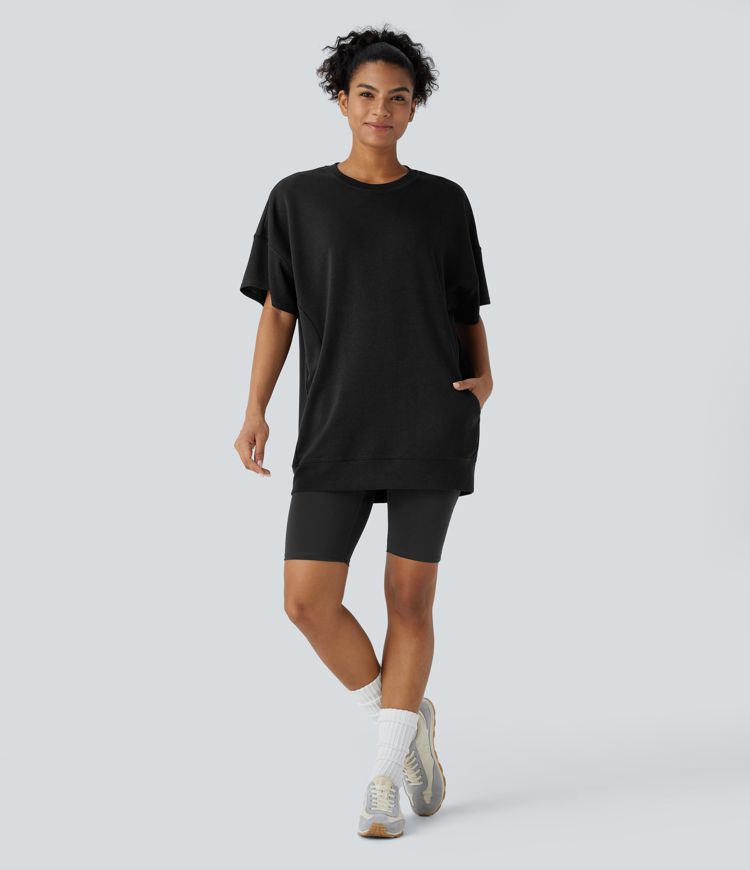 Top deportivo gran tamaño bolsillo lateral manga corta cuello redondo