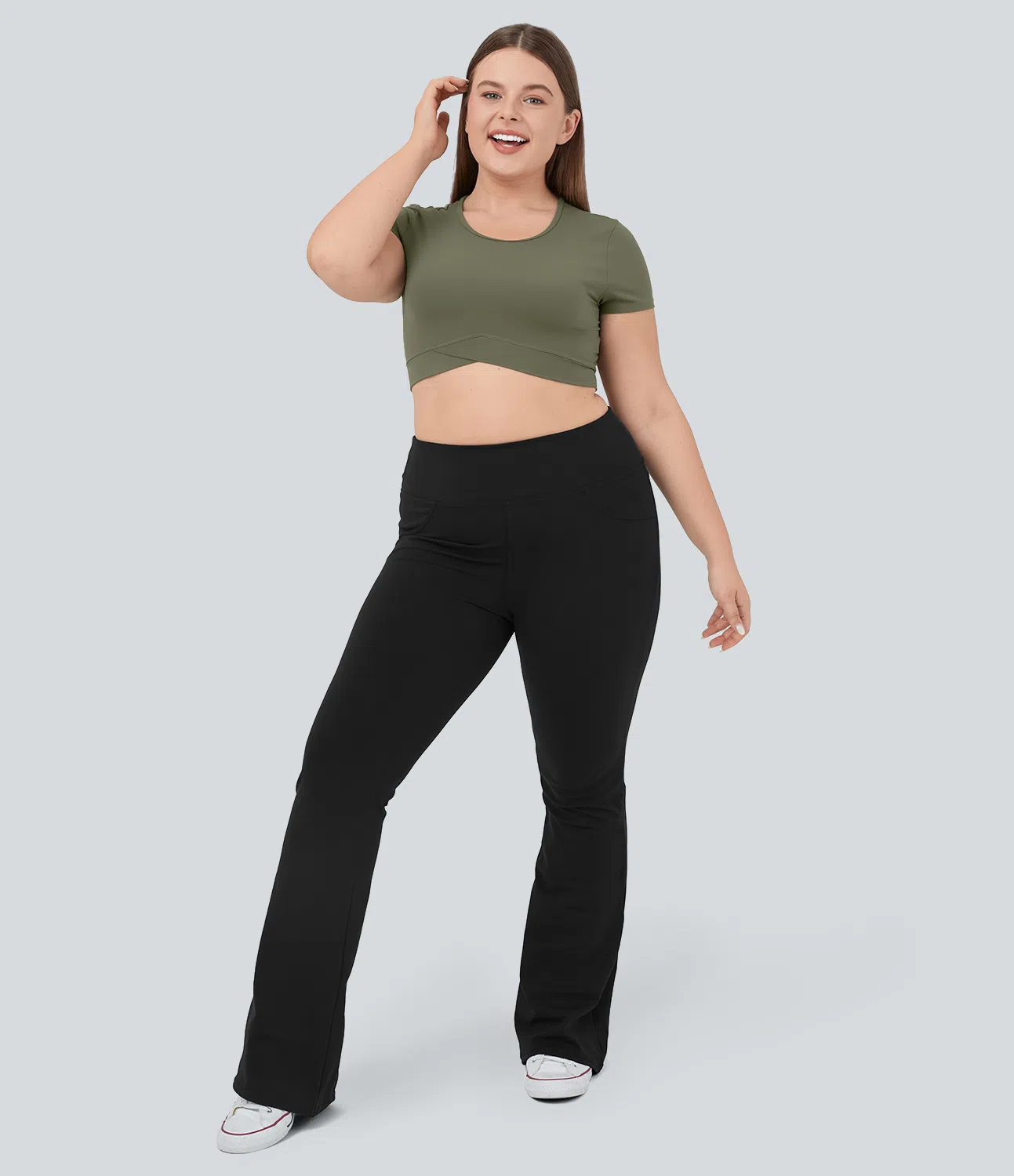DayStretch - Ausgestellte Yoga-Leggings mit hohem Bund und Seitentaschen - Plus Size