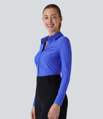 Blusa de manga larga fruncida con dobladillo curvado y rayas, fresca y cómoda para el trabajo.