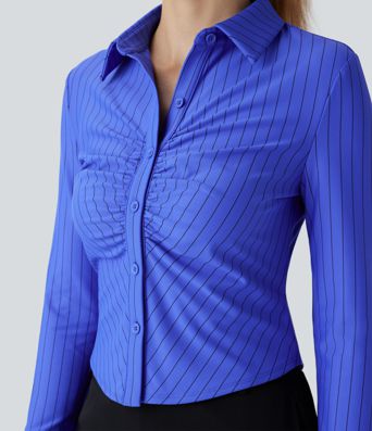 Blusa de manga larga fruncida con dobladillo curvado y rayas, fresca y cómoda para el trabajo.