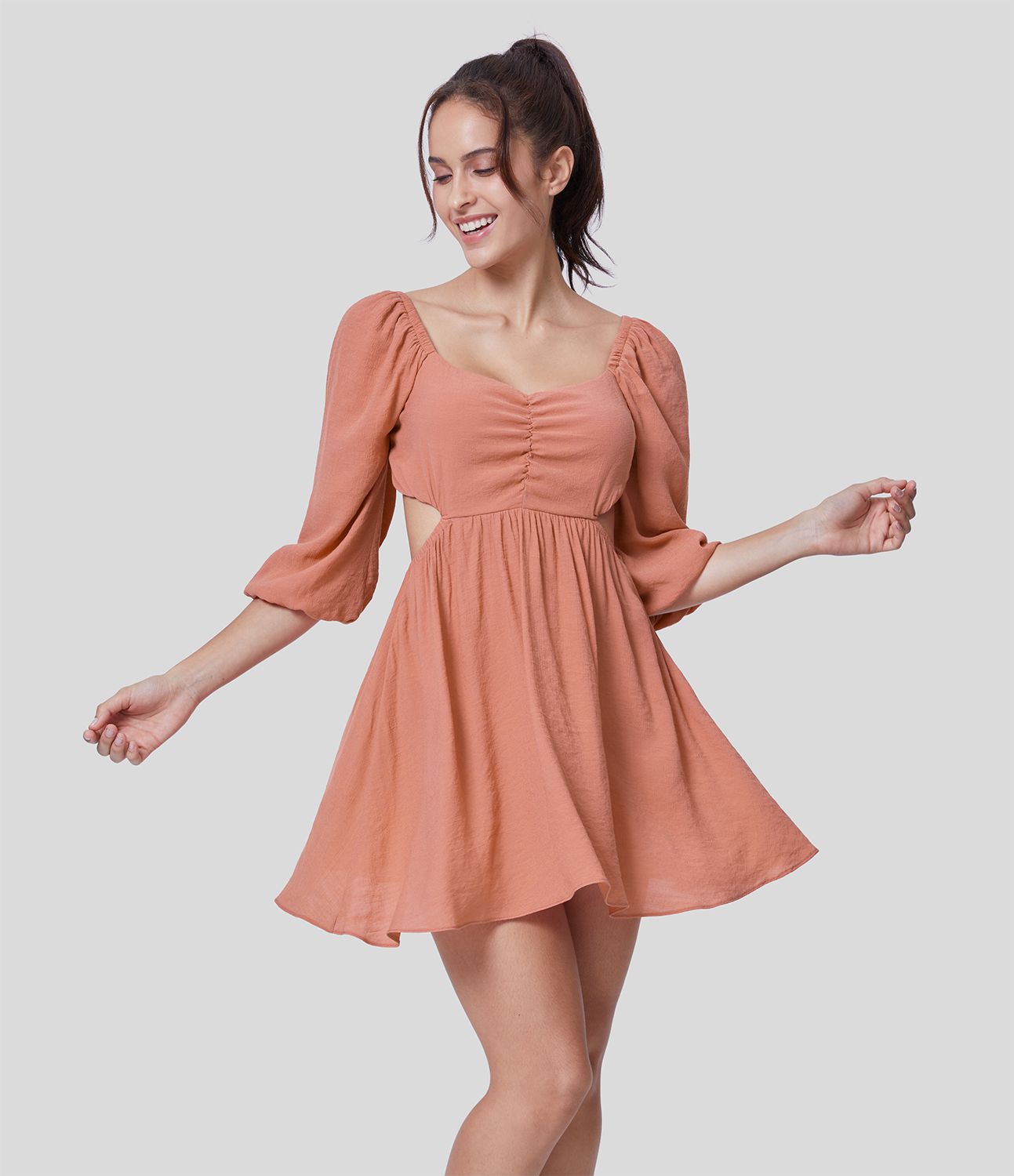 Minivestido casual escote corazón manga abullonada Cut Out sin espalda con tirantes plisado fluido