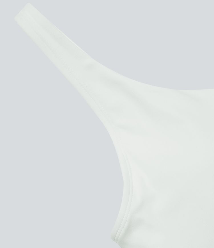 Top largo Softlyzero™ Plush de tirantes con acolchado y cuello en V