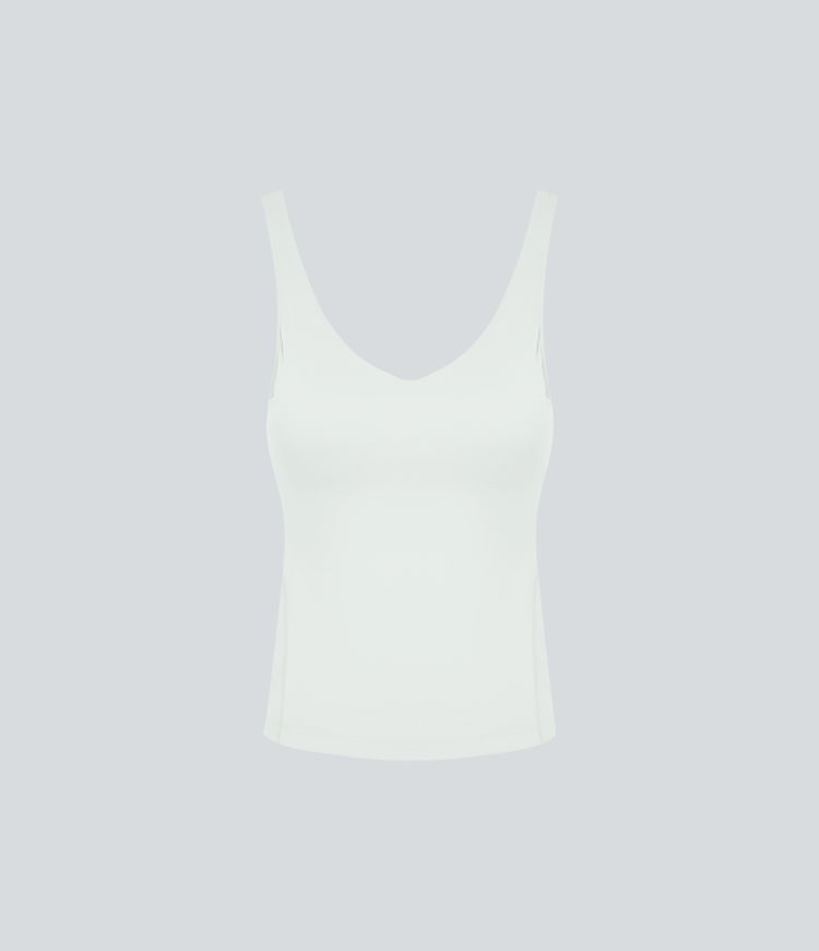 Top largo Softlyzero™ Plush de tirantes con acolchado y cuello en V