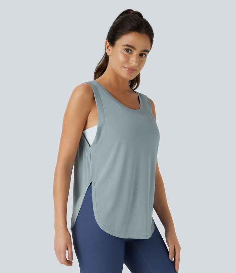 Round Neck Split Hem Casual Tank Top