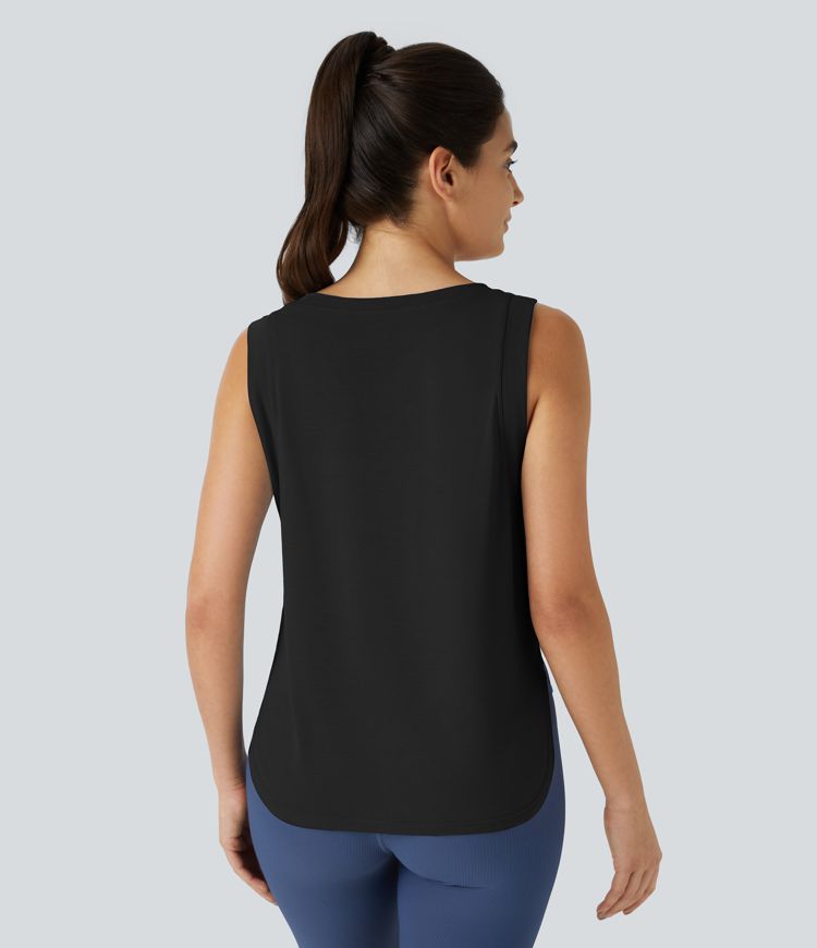 Top sin manga cuello redondo abertura