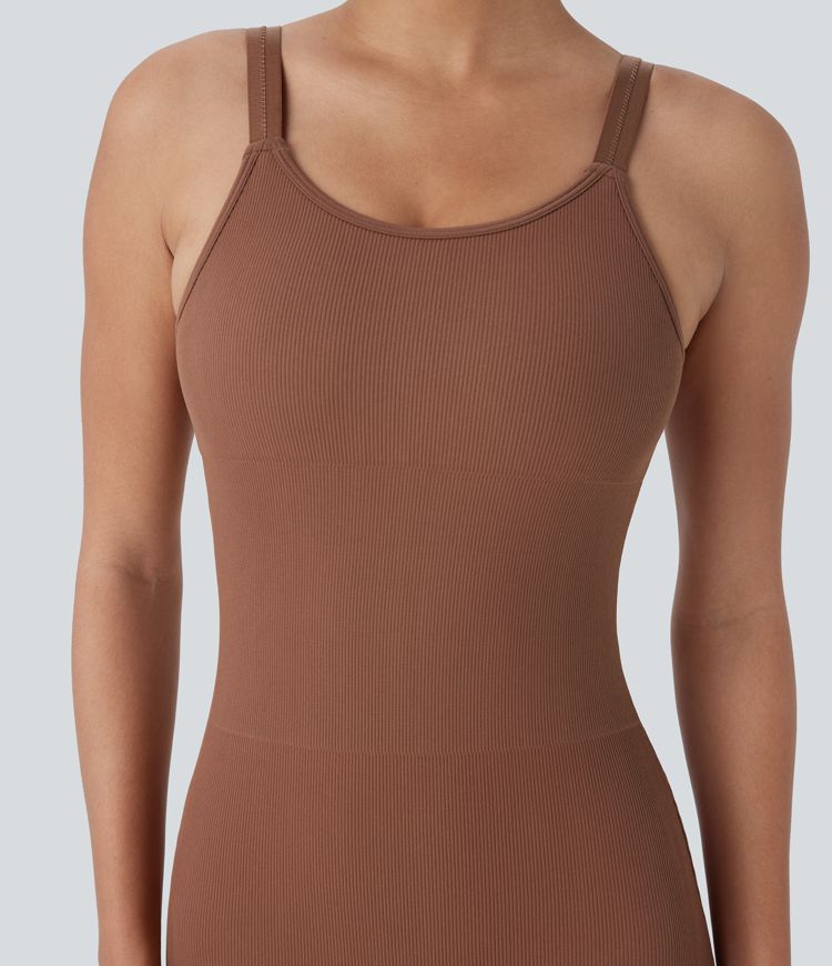 Mono yoga acampanado sin espalda cuello U sin costura