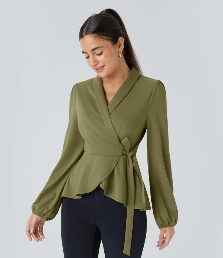 Blouse de travail à col châle, effet cache-cœur, lien sur le côté et ourlet à volants