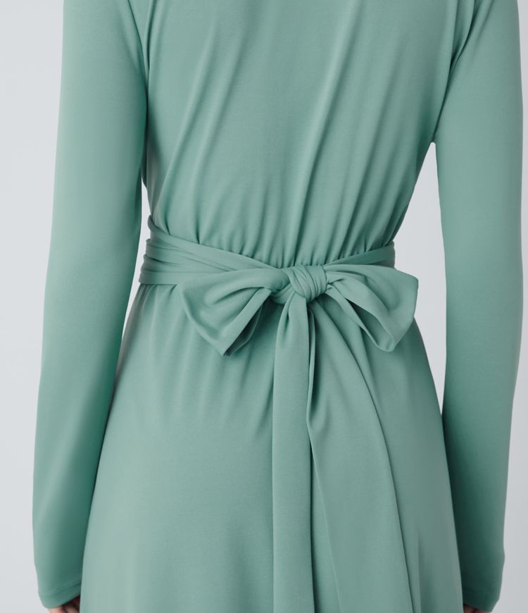 V-neck long-sleeve side pocket tie-back pleated casual dress